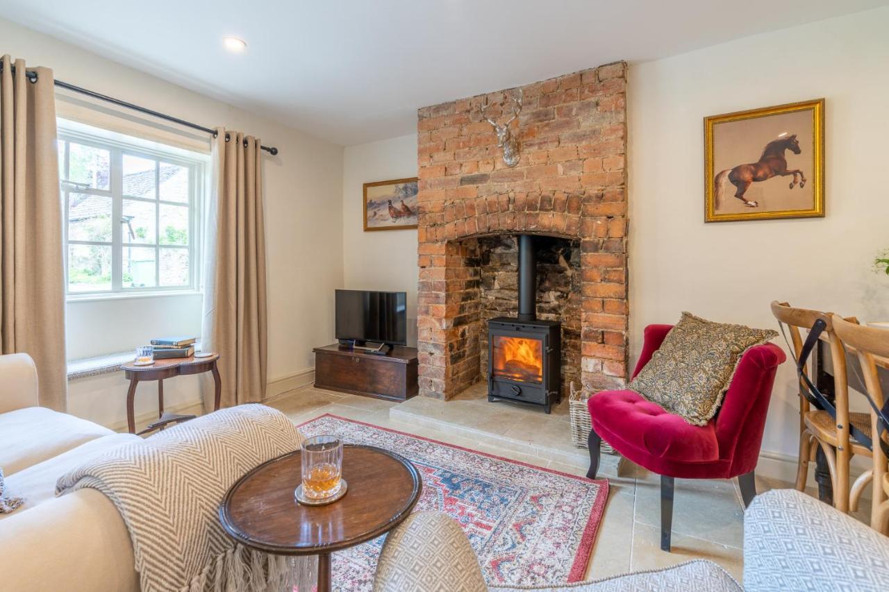 Poppy Cottage Broadwell  外观 照片
